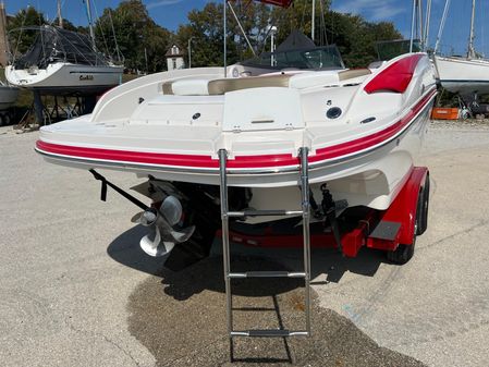 Rinker 246-CAPTIVA-BOWRIDER image