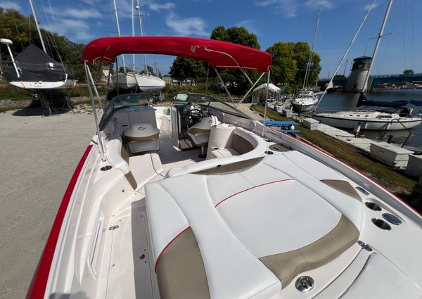 Rinker 246-CAPTIVA-BOWRIDER image