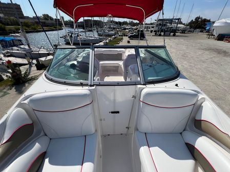 Rinker 246-CAPTIVA-BOWRIDER image