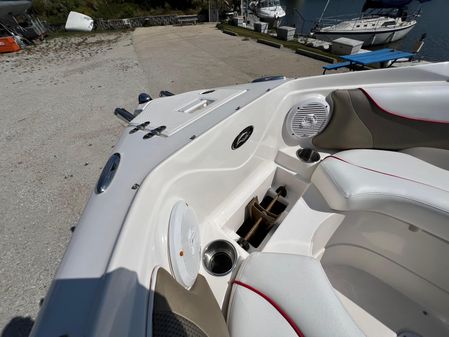 Rinker 246-CAPTIVA-BOWRIDER image