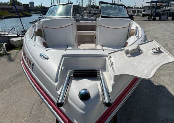 Rinker 246-CAPTIVA-BOWRIDER image