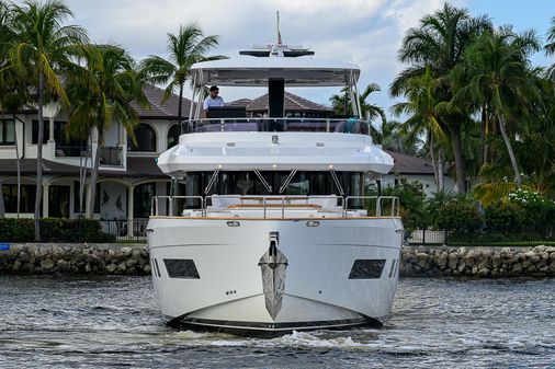 Sirena 68 image