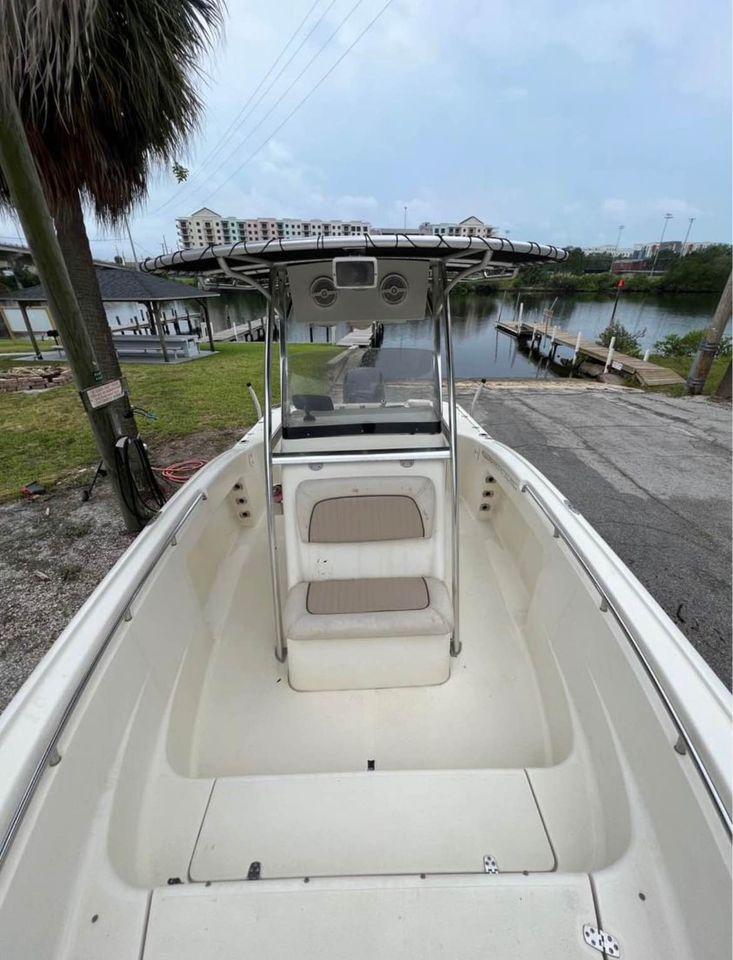 2002 Scout 235 sportfish