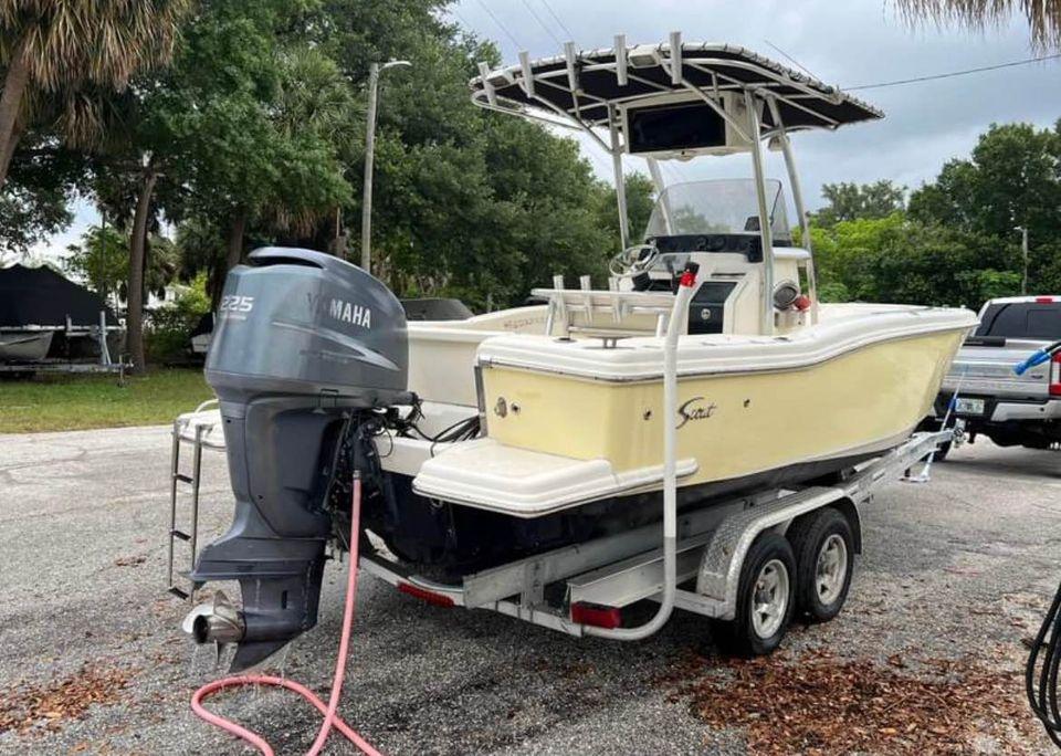 2002 Scout 235 sportfish