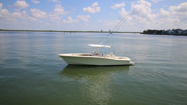 Rybo Runner 30 Center Console