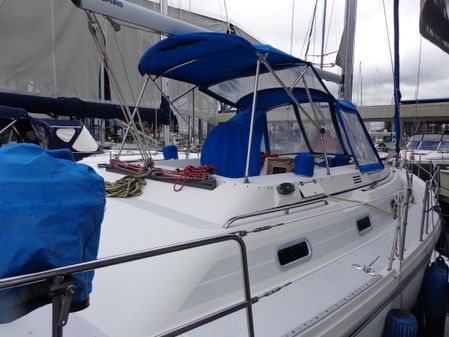 Morgan Center Cockpit Sloop image