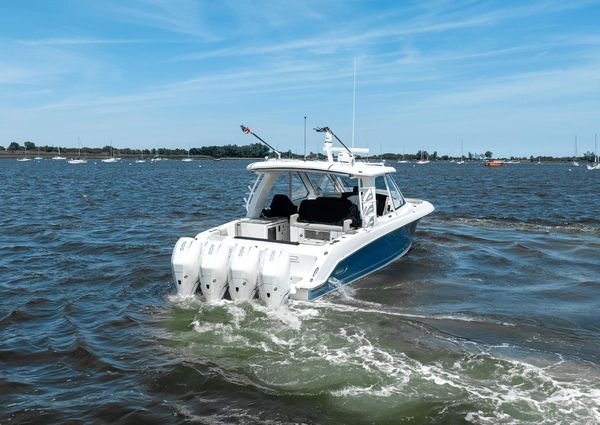 Boston Whaler 38 Realm image