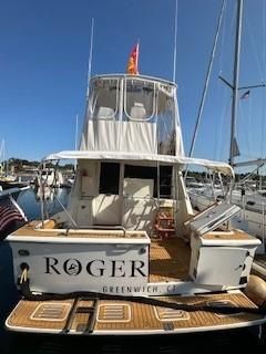 Hatteras Convertible image