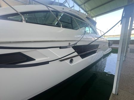 Cruisers Yachts 54 Cantius image