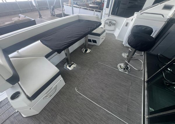 Cruisers Yachts 54 Cantius image