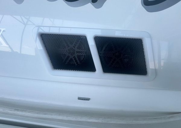 Cruisers Yachts 54 Cantius image