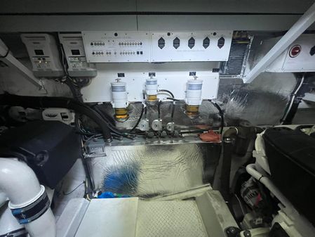 Cruisers Yachts 54 Cantius image