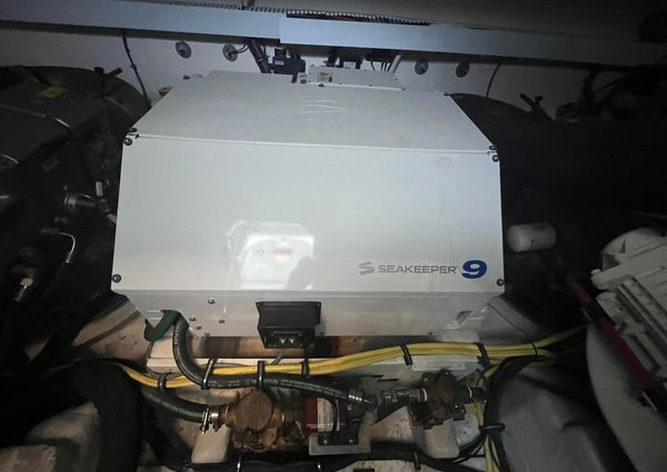 Cruisers Yachts 54 Cantius image