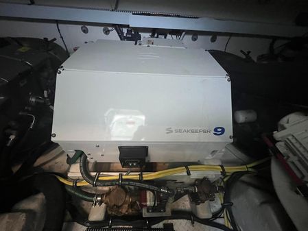 Cruisers Yachts 54 Cantius image