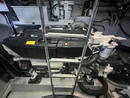 Cruisers Yachts 54 Cantius image