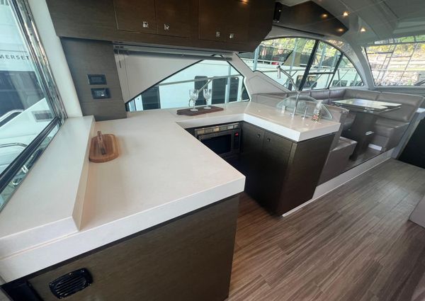 Cruisers Yachts 54 Cantius image