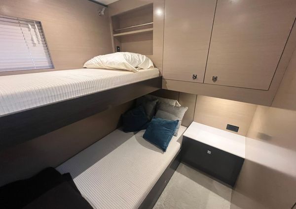 Cruisers Yachts 54 Cantius image