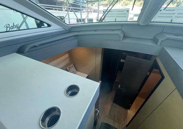 Cruisers Yachts 54 Cantius image