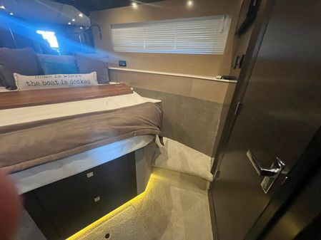 Cruisers Yachts 54 Cantius image