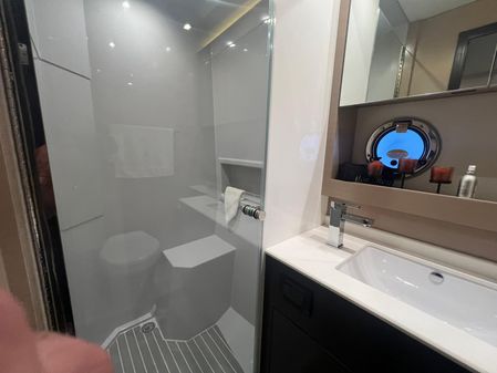 Cruisers Yachts 54 Cantius image