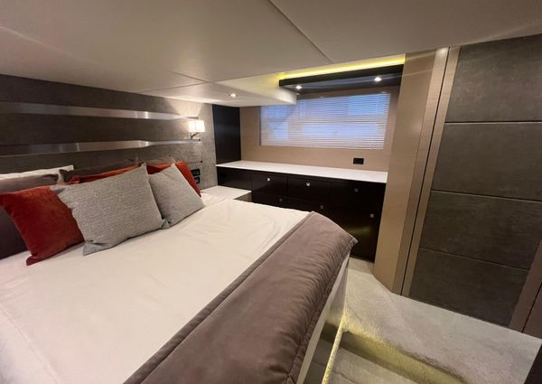 Cruisers Yachts 54 Cantius image