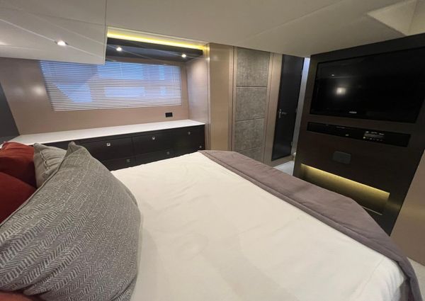 Cruisers Yachts 54 Cantius image