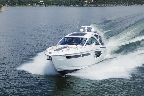 Cruisers Yachts 54 Cantius image