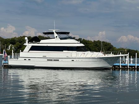 Hatteras 67 Extended Deckhouse image