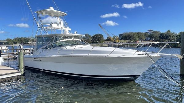 Riviera Offshore Express