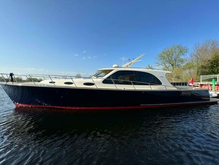 Palm Beach Motor Yachts PB55 image