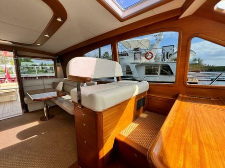 Palm Beach Motor Yachts PB55 image