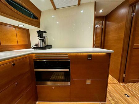 Palm Beach Motor Yachts PB55 image