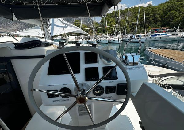 Fountaine Pajot Catamaran Astrea 42 image