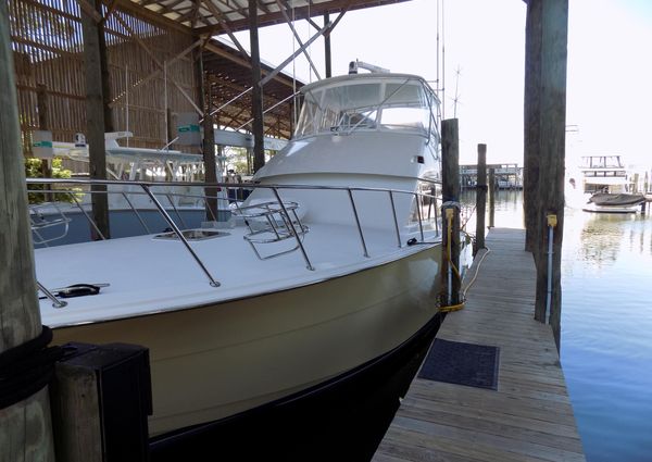 Hatteras 50 Convertible image