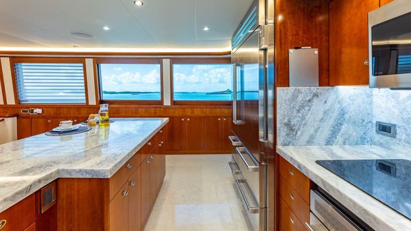 Westport Raised Pilothouse image