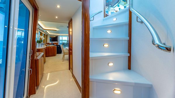 Westport Raised Pilothouse image