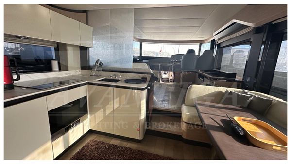 Absolute 58 Navetta image