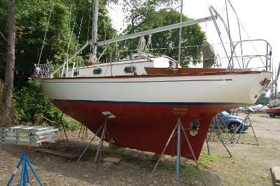 Cape Dory 30 image