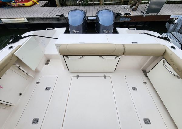 Pursuit DC 325 Dual Console image