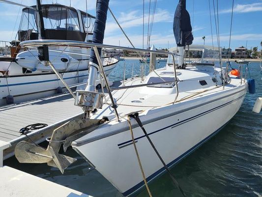 Catalina C42 - main image