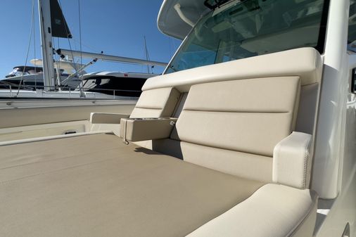 Boston Whaler 380 Outrage image
