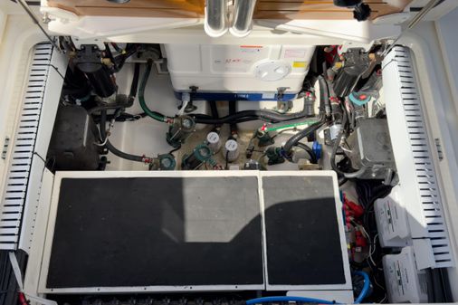 Boston Whaler 380 Outrage image