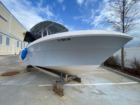 Aquasport 2500 Center Console image