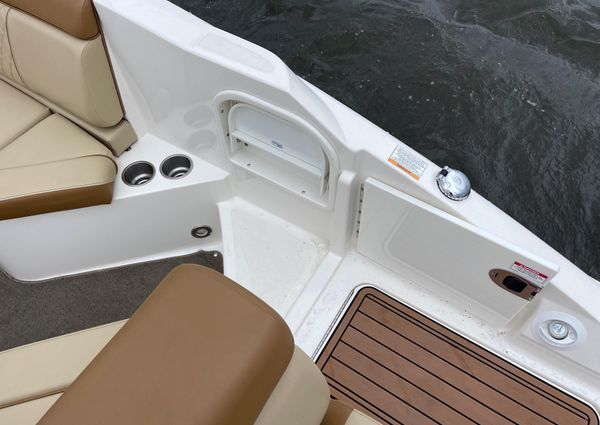 Sea-ray 270-SUNDECK-OUTBOARD image