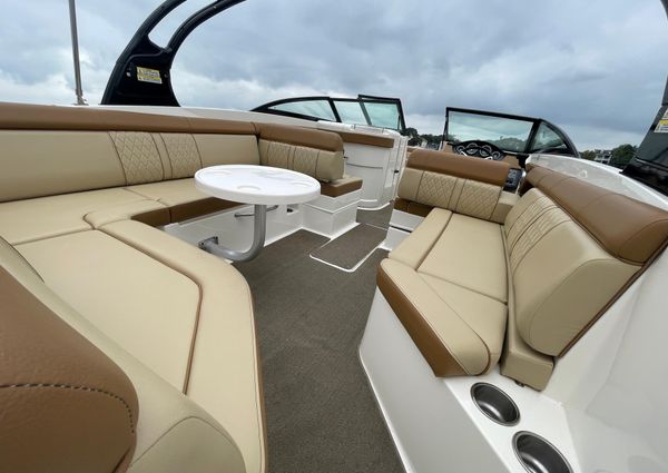 Sea-ray 270-SUNDECK-OUTBOARD image