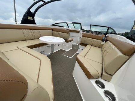 Sea-ray 270-SUNDECK-OUTBOARD image