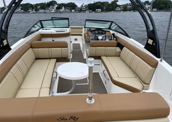 Sea-ray 270-SUNDECK-OUTBOARD image