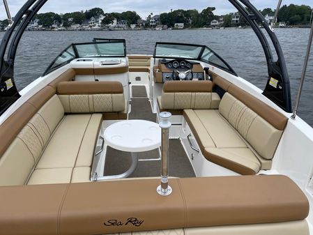 Sea-ray 270-SUNDECK-OUTBOARD image