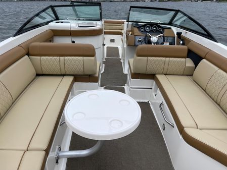 Sea-ray 270-SUNDECK-OUTBOARD image