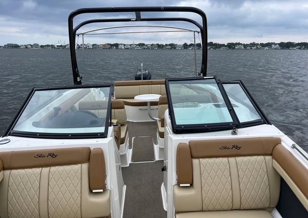 Sea-ray 270-SUNDECK-OUTBOARD image